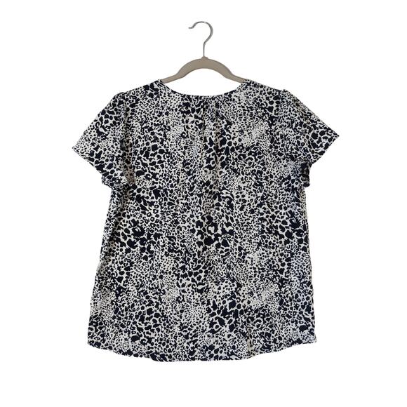 Hilary Radley Printed Blouse Short Sleeve Navy Small Top Tee Layering Workwear - Picture 10 of 10